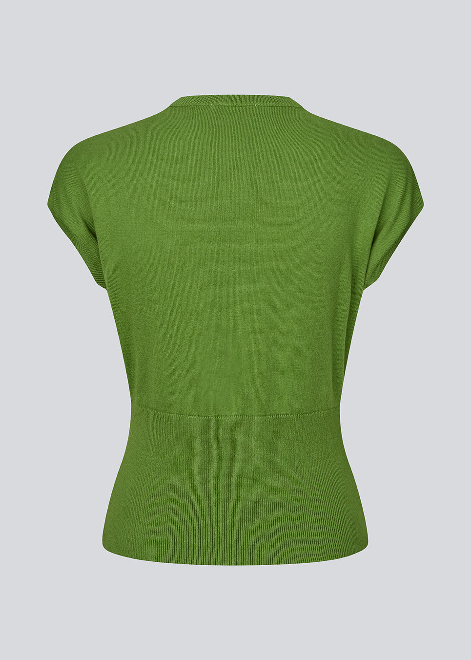 Feminine sleeveless cardigan in lightweight, luxurious knit. The Bernadette MD Vest features elegant ribbed trims, a stylish button closure, and a round neckline, with a tailored fit and an extra-wide ribbed waistband. Made from soft, 100% organic cotton – a timeless wardrobe must-have.