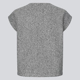 Trendy vest in a wool-look. The BibberMD Vest features a front zip closure, round neckline, and side pockets with flaps and snap buttons – a sleek and chic layering piece that adds a modern, polished touch to the wardrobe.