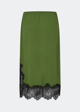 Edgy midi skirt with contrasting lace. The BirkMD Skirt features an elastic waistband and a relaxed, flattering fit - a cool and feminine style, made from 100% recycled polyester.