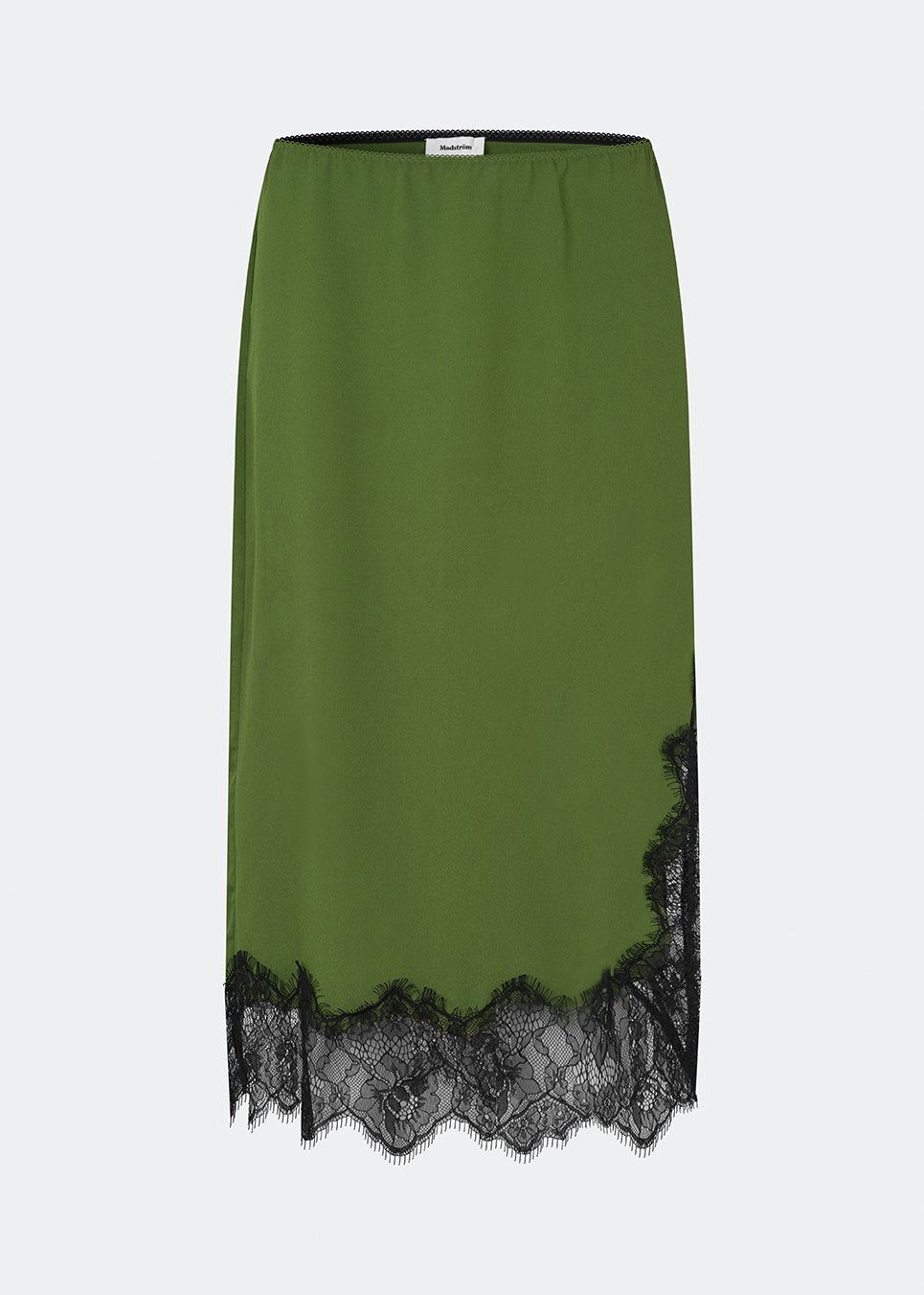 Edgy midi skirt with contrasting lace. The BirkMD Skirt features an elastic waistband and a relaxed, flattering fit - a cool and feminine style, made from 100% recycled polyester.