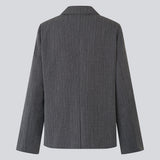 Classic blazer with elegant pinstripes. The BirnaMD Blazer has a timeless and sleek look, featuring details such as a notched collar, side pockets, and button closure - a modern and polished wardrobe must-have.