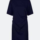 Jersey dress with short sleeves. BrazilMD dress has a relaxed fit and gatherings in the side.