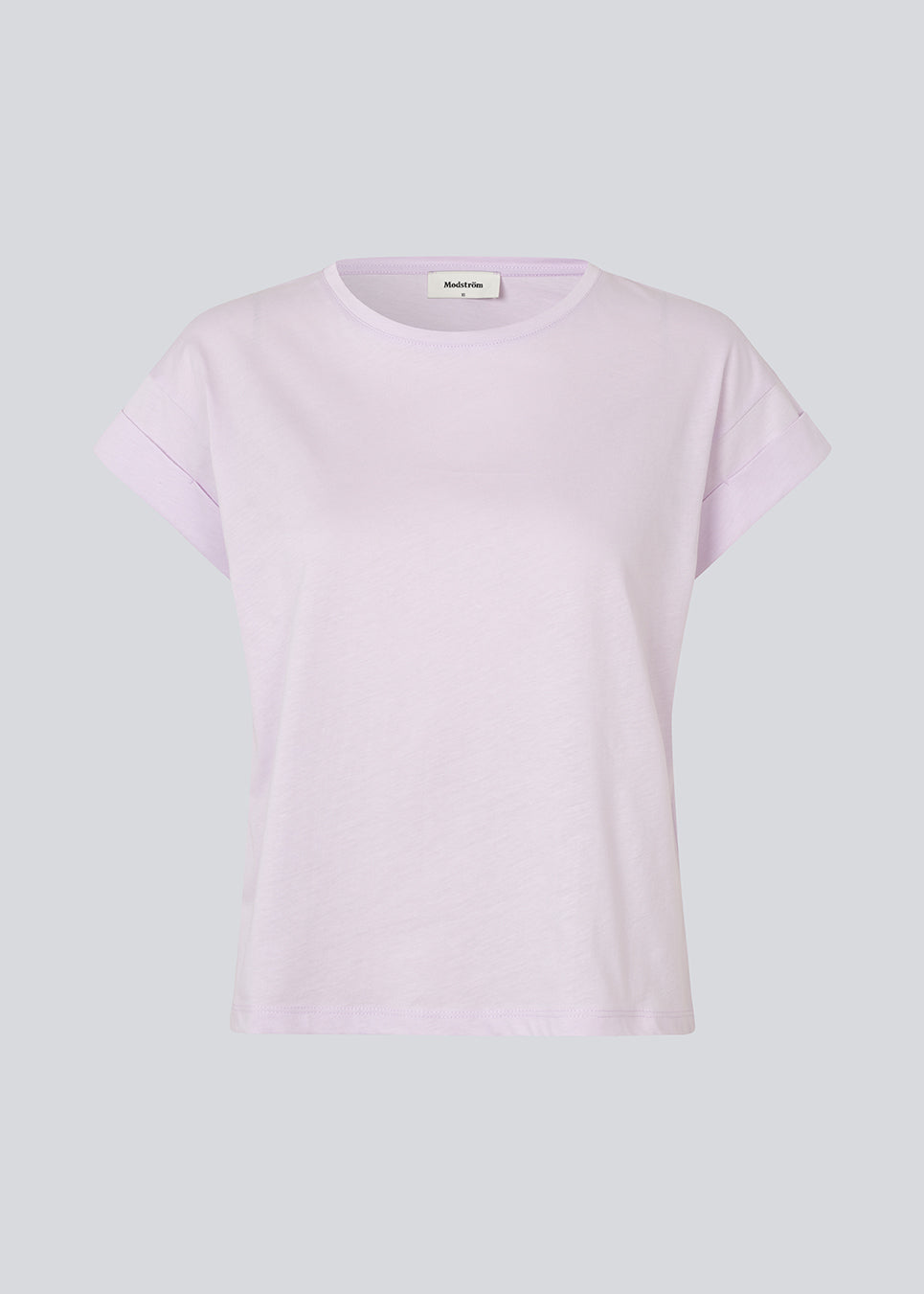 T-shirt in organic cotton with a slightly cropped length. BrazilMD short t-shirt has a rounder neck and rolled up sleeves.&nbsp;