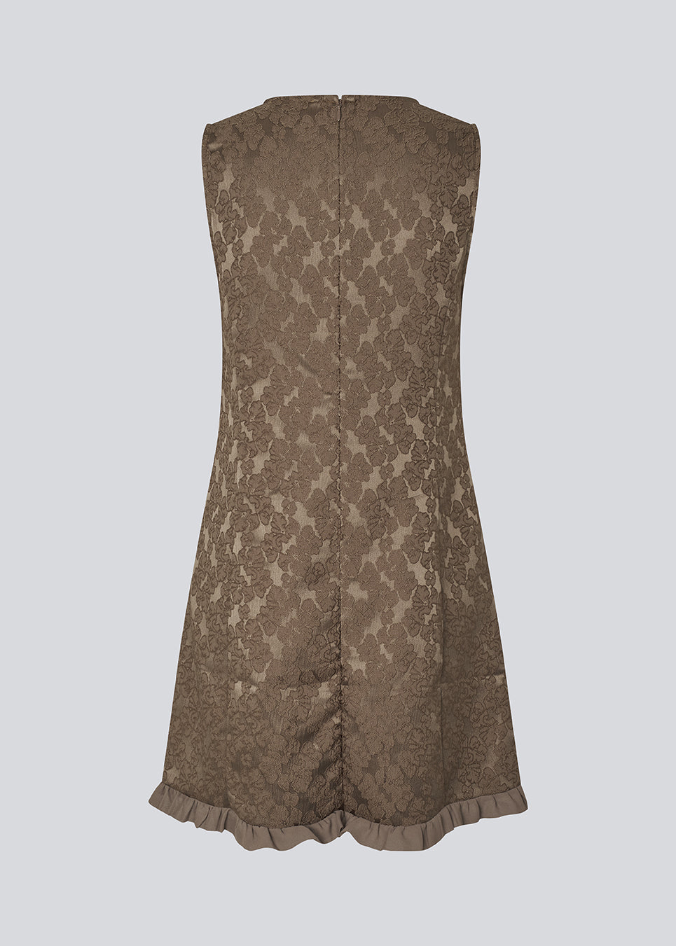 Elegant short dress in textured, patterned fabric. The Briannamd Dress features feminine details such as an A-line silhouette and a ruffle trim, is sleeveless, and designed with a round neckline and a back zip closure. Made from 100% recycled polyester.