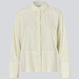 Elegant and timeless shirt in a light, exclusive quality with fine stripes. BrodieMD Shirt is designed with a classic collar, long sleeves and a concealed button closure for a clean, sophisticated look. A versatile wardrobe essential, perfect for both work and effortless everyday styling.
 