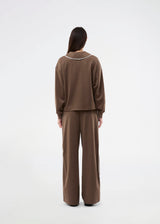 Cool sweatpants with wide legs. The BrynhildMD Pants feature an elastic waistband and combine comfort with a sporty, sleek look – a trendy and effortless must-have for casual outfits.