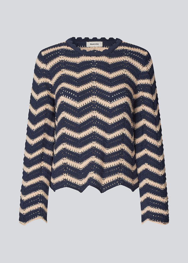 Knit in a crocheted style from soft organic cotton, in beige and navy sky. CaryMD o-neck has a relaxed fit, a round neck with a wavy hem, long wide sleeves, and detailed finishes.&nbsp;