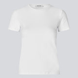 Tight fit basic t-shirt top in white with a high and straight neckline. DaeMD top is made from a ribknitted organic cotton.&nbsp;
