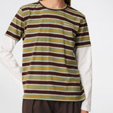 The Denismd Contrast Tee is a layered-look T-shirt combining a striped rib fabric with contrasting long sleeves for a relaxed, modern aesthetic. Designed with a loose fit, classic crew neckline, and an embroidered Modström logo at the chest for a sporty finish. Pair it with jeans, cargo trousers, or tailored pants for an effortless everyday look.