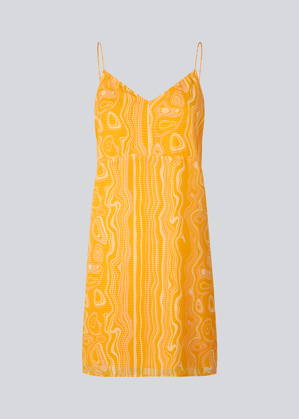 DonteMD print strap dress is a short dress with a slim fit, a v-neckline, ruched detail in the back, cutline at the waist, and narrow adjustable straps. Lined. The model is 177 cm and wears a size S/36.