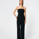 Wide-leg tailored pants with a high waist, front pleats, side pockets and flap pockets at the back. Wear them with the matching Dorit blazer or strapless top.