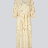Long dress in relaxed fit made from a floral cotton mix. DravenMD print dress has 3/4 length balloon sleeves with elasticated cuff. Tie belt at waist. The model is 177 cm and wears a size S/36.