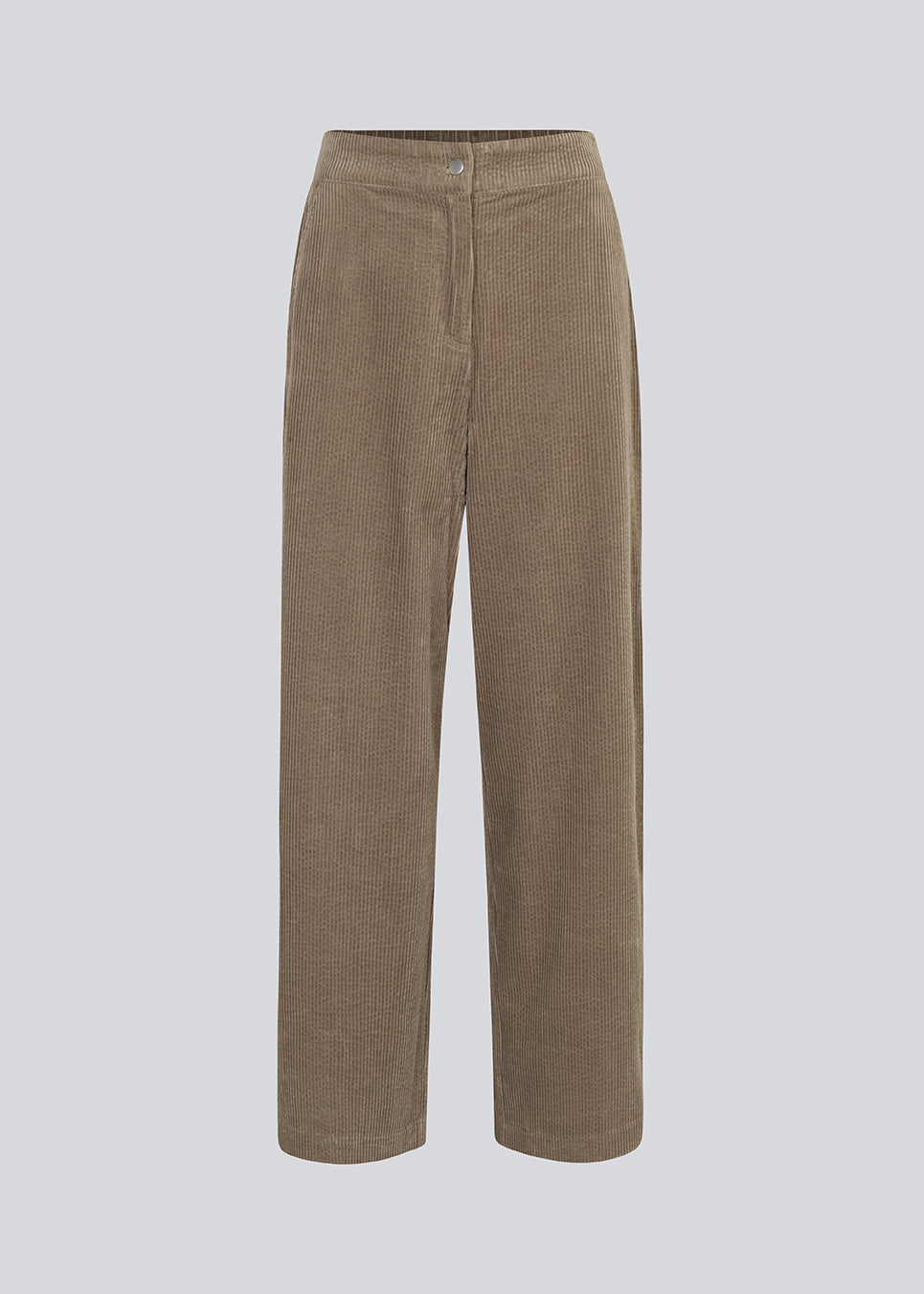 Corduroy pants in beige with long, wide legs and a high waist with zip fly and button, and elastic on the back. FikaMD pants are lined. 