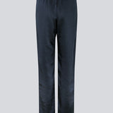 Satin pants with a soft drape and straight, slim legs. FuniMD pants has a zip fly and button with elastication at the back of the waist. The model is 175 cm and wears a size S/36.