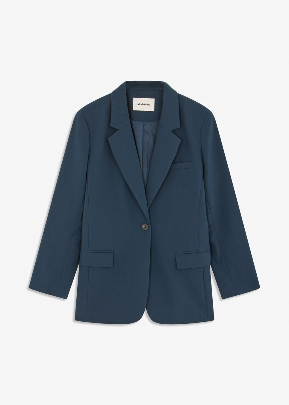 Gale blazer in midnight blue has a classic and elegant design, fulfilled by the beautiful revers collar and a long fit. The blazer has button closure at the front and a chest pocket at the left side.&
