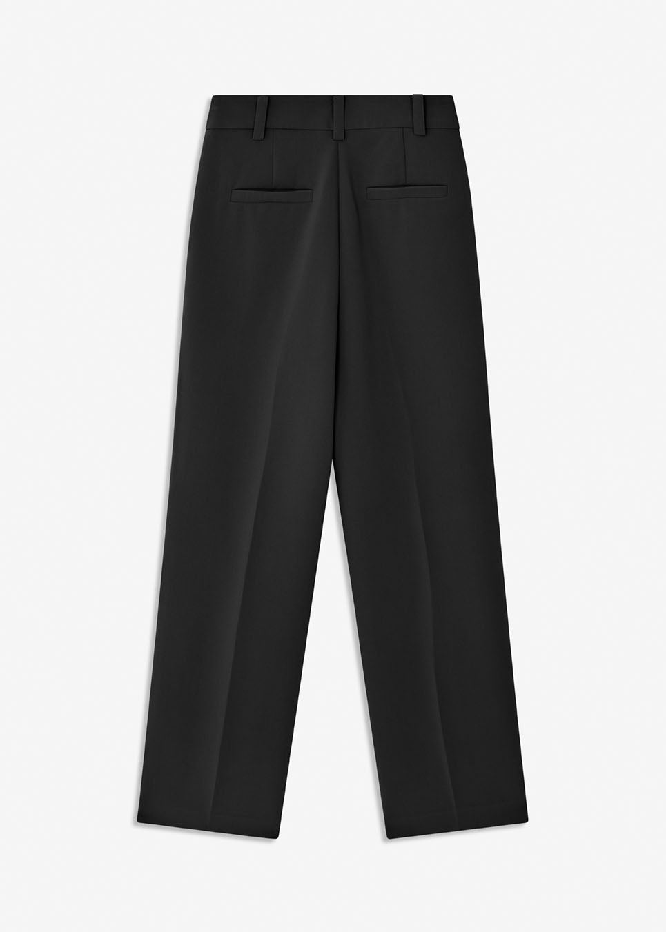 Gale pants in Black have a classic design. The pants have straight, wide legs with pressfolds, which creates an elegant look.