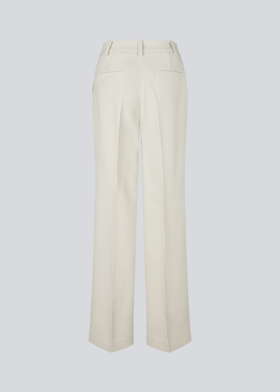 Gale pants in beige has a classic design. The pants has straight, wide legs with pressfolds, which creates an elegant look. The model is 175 cm and wears a size S/36.

Style the pants with matching vest: Galemd vest

Material:
5% Elastane
76% Recycled Polyester
19% Viscose

Lining:
35% Polyester
65% Viscose