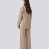 GaleMD 2 blazer features the classic and well-known Gale design, but in a lighter quality. The blazer has a button closure in front and a chest pocket on the left side. 