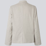 Classic double-breasted linen blazer. The GaleMD Linen Loose Blazer features a notched collar, button closure, and pockets. A light and elegant blazer that combines timeless design with a relaxed silhouette.