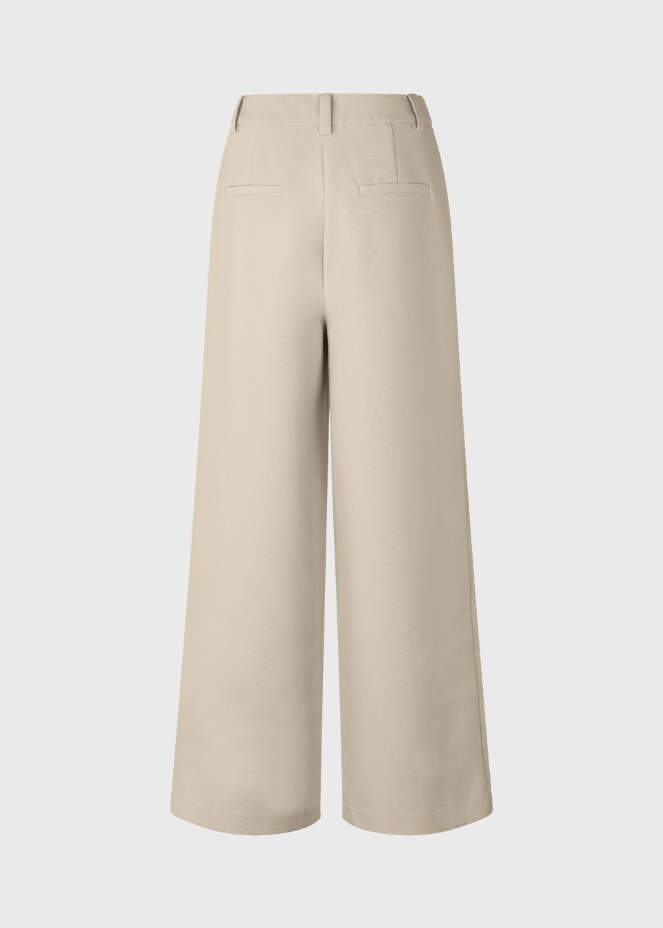 Suit pants with pleats in classic gale material. Galemd wide pants has wide legs and side pockets.
