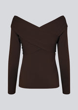 Long-sleeved top in dark brown in a soft quality. GeorgiaMD wrap top has a slim silhouette and a slight off-shoulder-effect with a draped wrap look at the top. The model is 175 cm and wears a size S/36.