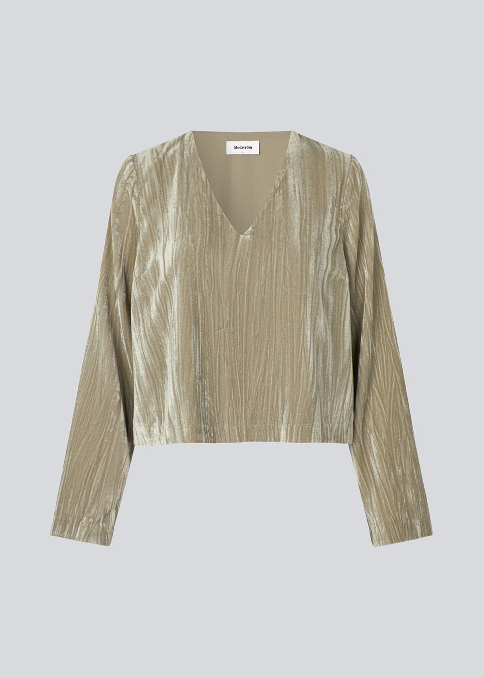 Long sleeved top in structured velvet with a relaxed fit. GiselleMD ls top has a deep v-neck in front. The model is 175 cm and wears a size S/36.