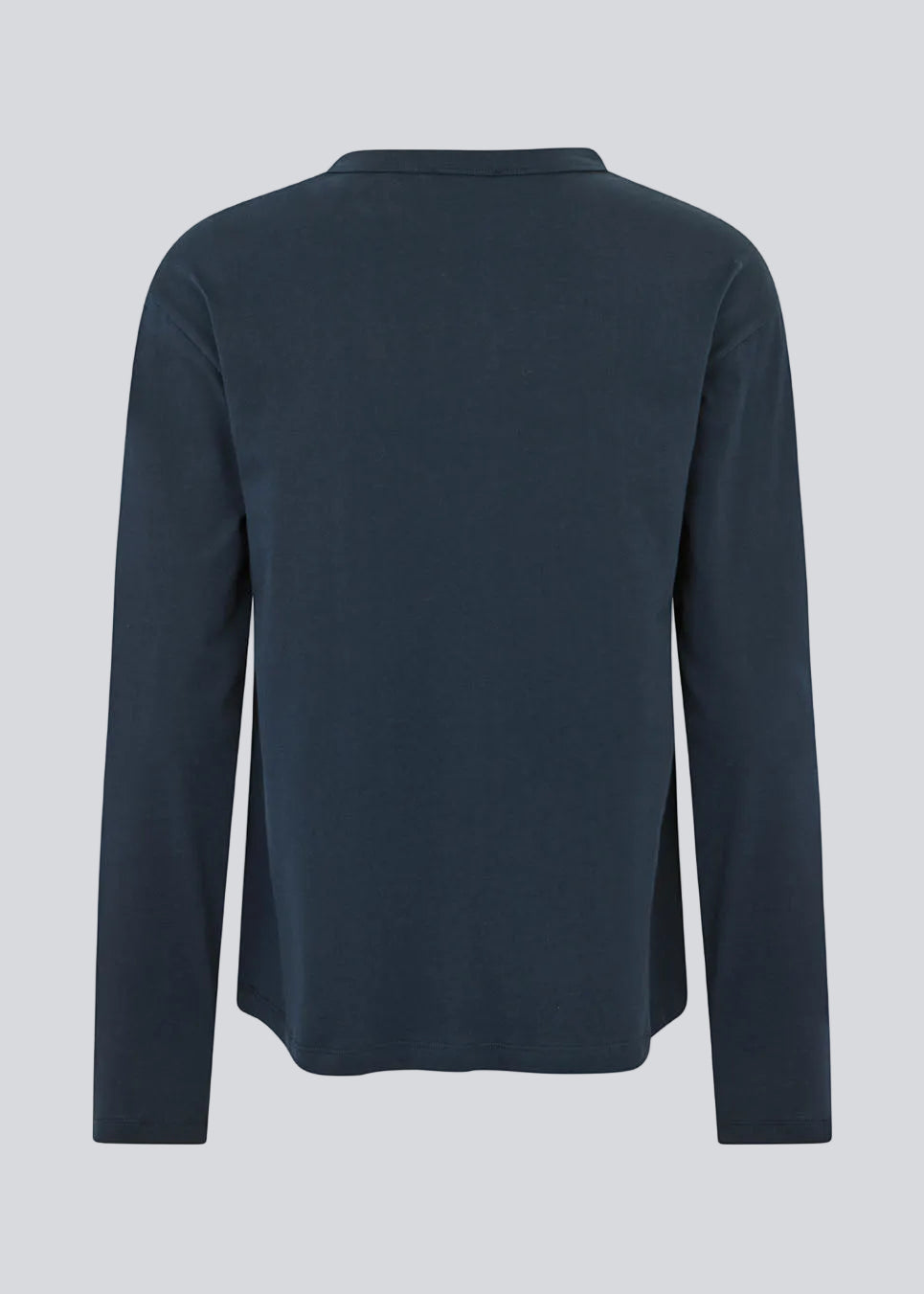 Long-sleeved t-shirt in cotton jersey. HellenMD LS t-shirt has a casual fit with wide sleeves and a round neck.