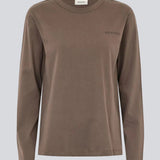 Long-sleeved t-shirt in cotton jersey. HellenMD LS t-shirt has a casual fit with wide sleeves and a round neck.