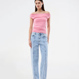 Off-shoulder top in a stretchy material. HimaMD off-shoulder top is fitted and slightly cropped.