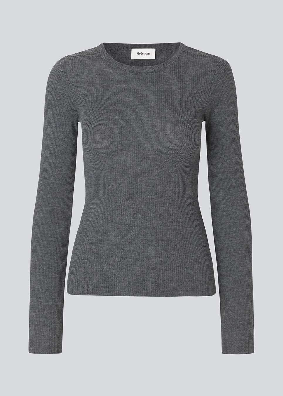 Fitted top made in a soft, rib-knitted wool. HirokiMD o-neck has long flared sleeves. The model is 175 and wears a size S/36.