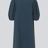 Midi dress in dark blue in a loose fit with a V-neckline. IbiMD flare dress has puff sleeves with an elastic at the end.