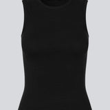 Sleeveless top in ribbed cotton jersey. Igormd tank top has a tight fit and a round neckline. fit with long sleeves.