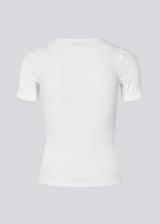 Soft basic t-shirt in white in soft cotton rib with stretch. Igormd short t-shirt has a tight fit with short sleeves.