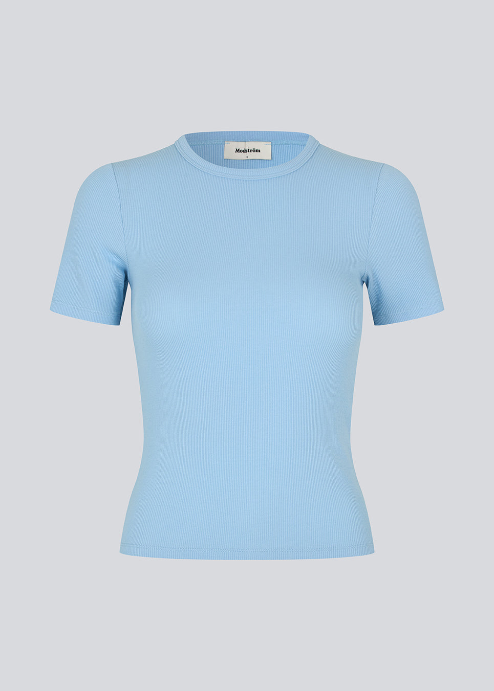 Basic light blue t-shirt in soft cotton rib with stretch. Igormd short t-shirt has a tight fit with short sleeves. The model is 175 cm and wears a size s/36.

Material:
95% Cotton
5% Elastane
