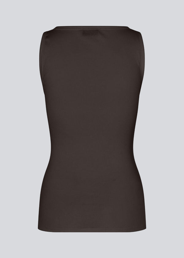 Sleeveless brown top in ribbed cotton jersey. Igormd tank top has a tight fit and a round neckline. fit with long sleeves.&nbsp;