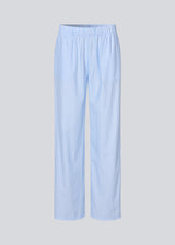 Cotton pants in casual fit and an elastic at the waist. InaraMD pants have back pockets with decorative wave detail at the edge.Cotton pants in casual fit and an elastic at the waist. InaraMD pants have back pockets with decorative wave detail at the edge.