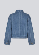 Denim shirt with a loose fit and button closure. IsoldeMD jacquard overshirt has wide sleeves, a shirt collar, and two pockets in front. You can also use this denim shirt as a light jacket for the summer.