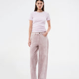 The classic IsoldeMD model in a unique snake print. The IsoldeMD Print Pants are lightweight and feature classic details such as pockets, belt loops, a zip closure, and a drawstring belt at the waist. A stylish and modern choice for both everyday and party looks.