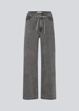 Grey jeans with wide legs in a cotton denim with a tie band. IsoldeMD solid pants has a high waist, front and back pockets and a tie band at the waist.