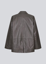 Oversize blazer jacket in lamp leather with a vintage inspired look. JonaeMD jacket has a button closure in front, lining, two front pockets and a slit in the back.