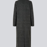 Classic, double-breasted wool coat in a grey color with collar and notch lapels. JuniperMD check coat has a relaxed fit, lining and a slit in the back.