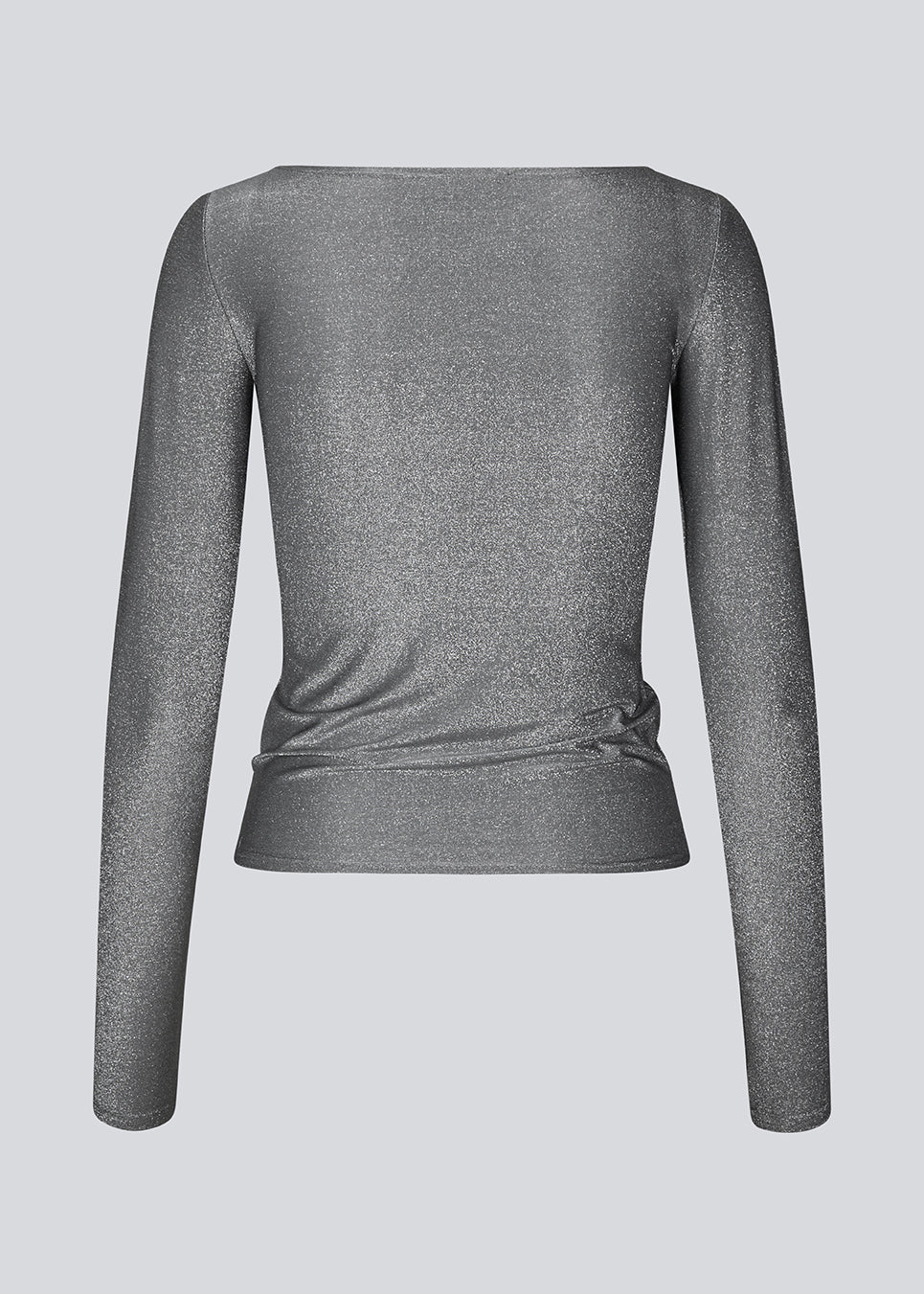 Silver top with long sleeves in an elastic material. KelaniMD top has an elastic gathering at the chest and a wide neckline.