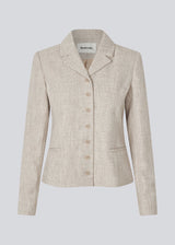 Short fitted blazer in beige melange in a structured material. KieraMD jacket has two pockets at the front and a slit at the sleeves with button closure.
