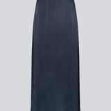 Loose maxi skirt i dark blue in satin. KindleMD skirt has a slit in the back and an invisible zipper in the side.