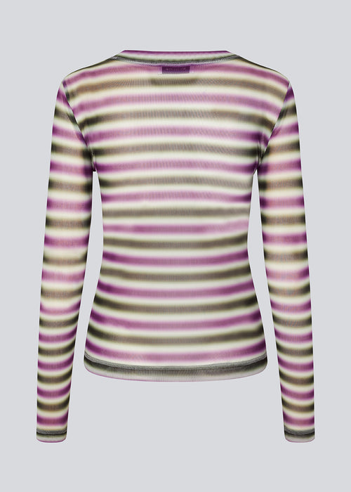 Fitted striped top with long sleeves. KrewMD LS top is made in a slightly see through material.