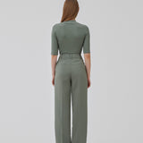 Short-sleeved in a soft green t-shirt with a high neck. Krown t-shirt is of a nice rib quality and has a tight fit.