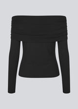 Off shoulder top in an elastic material. LillianMD off shoulder top is fitted and has long slim sleeves. The model is 177 cm and wears a size S/36.