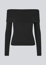 Off shoulder top in an elastic material. LillianMD off shoulder top is fitted and has long slim sleeves. The model is 177 cm and wears a size S/36.
