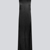 Long black sleeveless dress in satin. LucillaMD long dress has a v-neck and a scarf at the neck.
