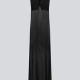 Long black sleeveless dress in satin. LucillaMD long dress has a v-neck and a scarf at the neck.